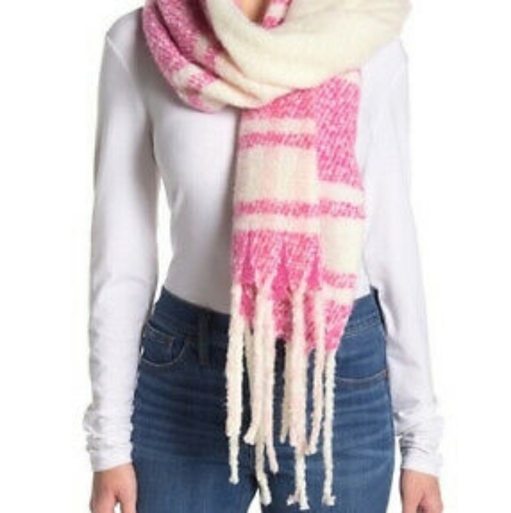 Gemini Plaid Blanket Scarf